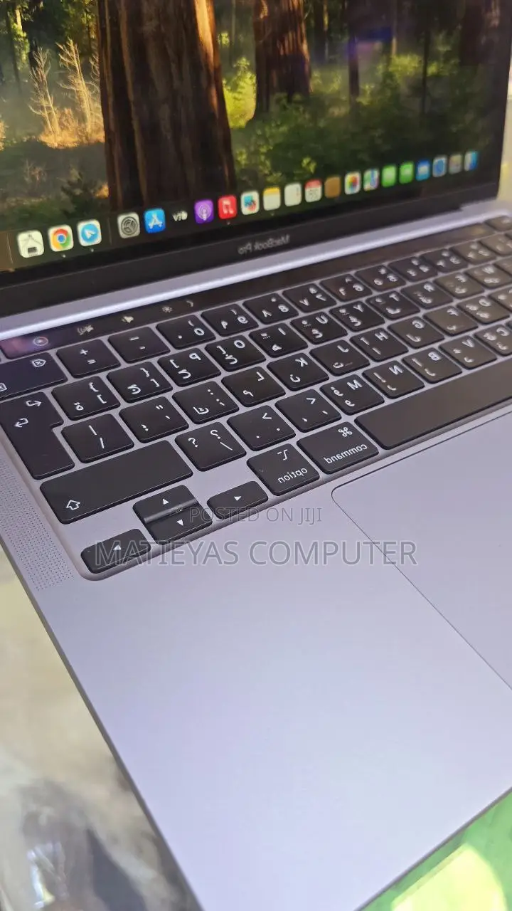 New Laptop Apple MacBook Pro 2020 8GB Intel Core I5 SSD 512GB