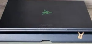 New Laptop Razer Blade 32GB Intel Core I9 SSD 2T
