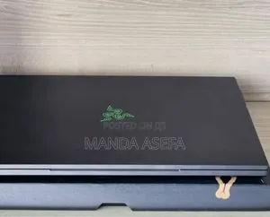 New Laptop Razer Blade 32GB Intel Core I9 SSD 2T