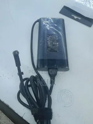 Photo - 200w Blue Pin Chager