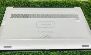 New Laptop Dell Precision 15 5540 16GB Intel Core I9 SSD 512GB