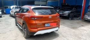 Photo - Hyundai Tucson 2017 Orange