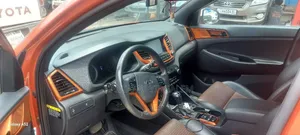 Hyundai Tucson 2017 Orange