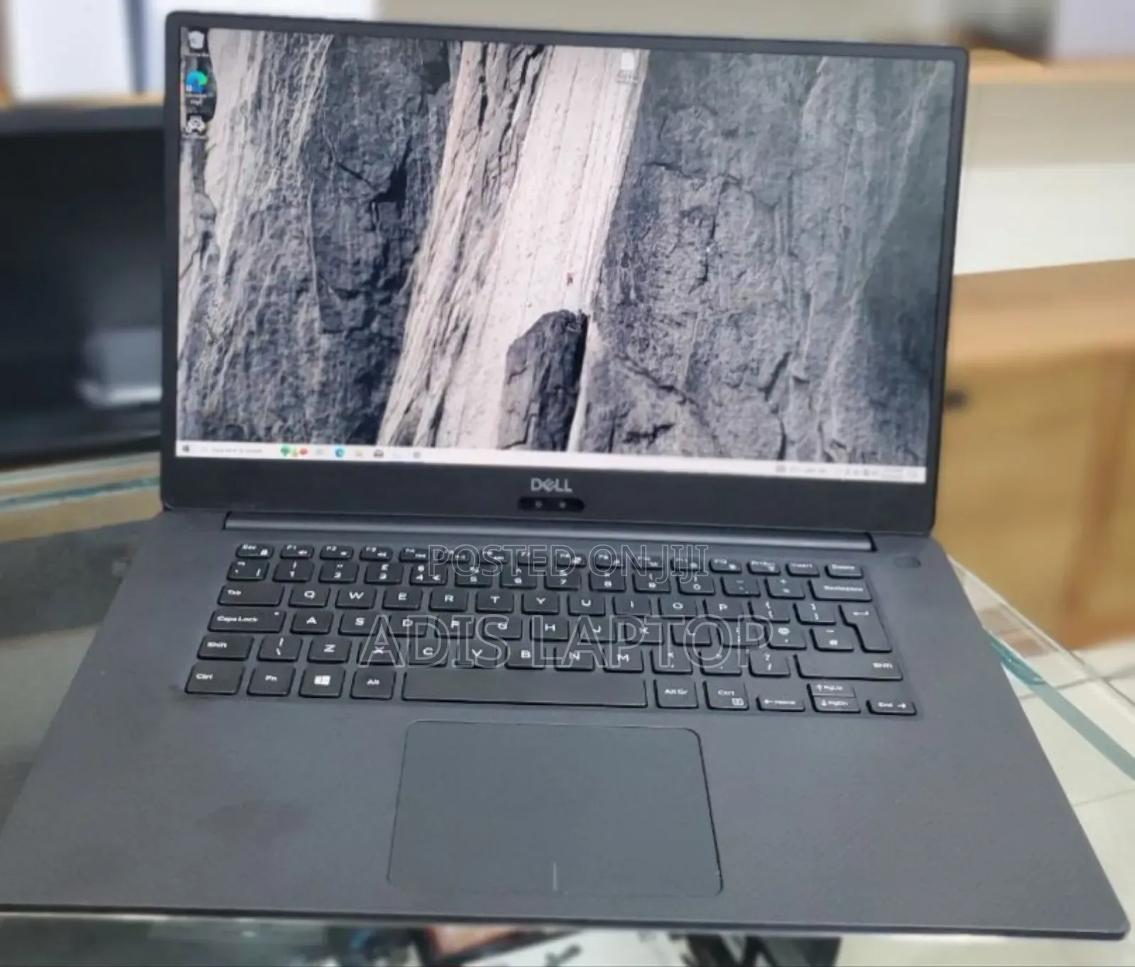 New Laptop Dell Precision 5540 16GB Intel Core I9 SSD 512GB