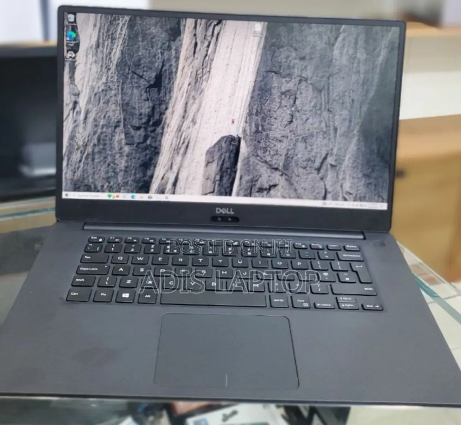 New Laptop Dell Precision 5540 16GB Intel Core I9 SSD 512GB