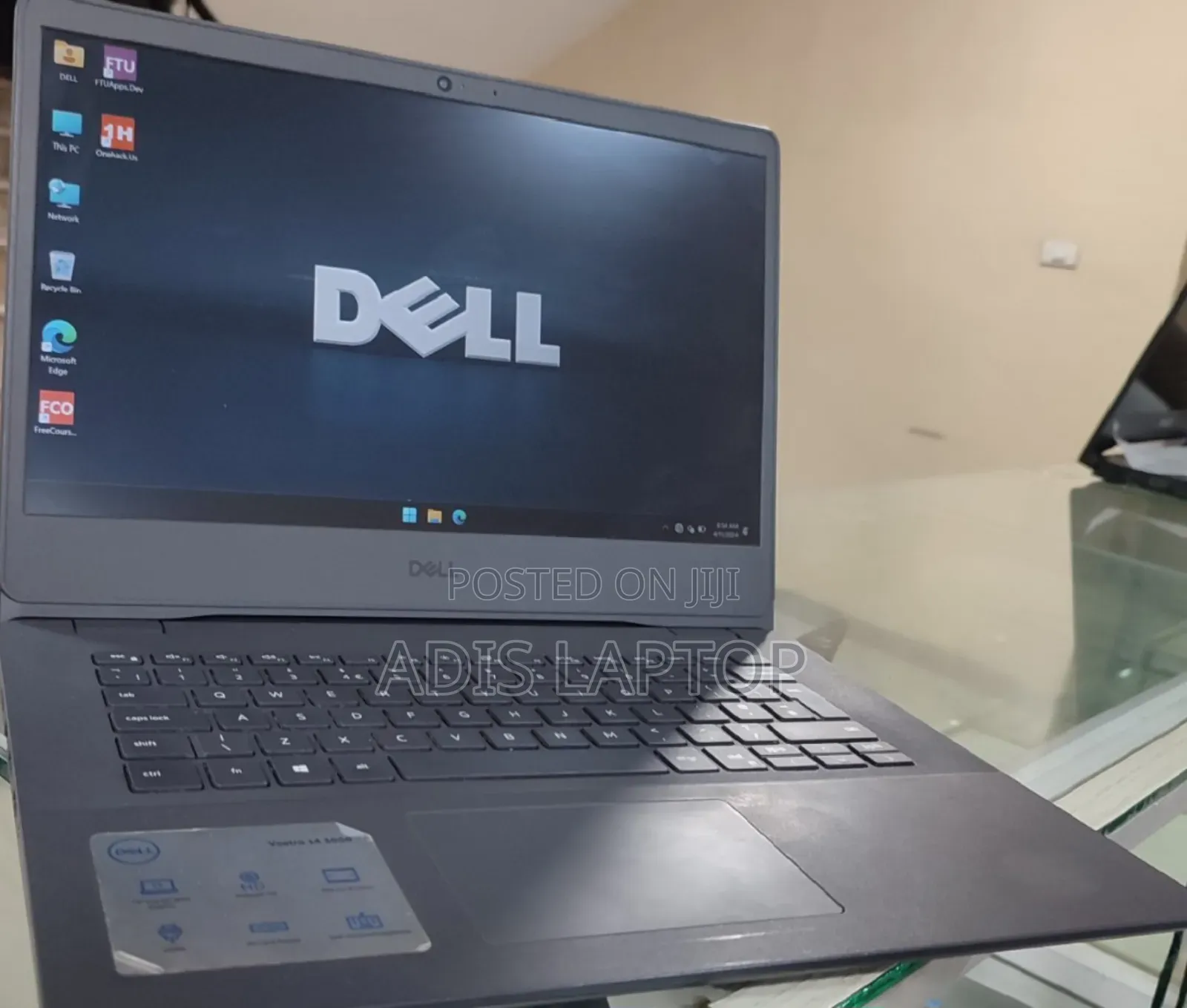 New Laptop Dell Vostro 14 3000 8GB Intel Core I5 SSD 256GB