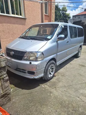 Toyota HiAce 220 2007 Silver