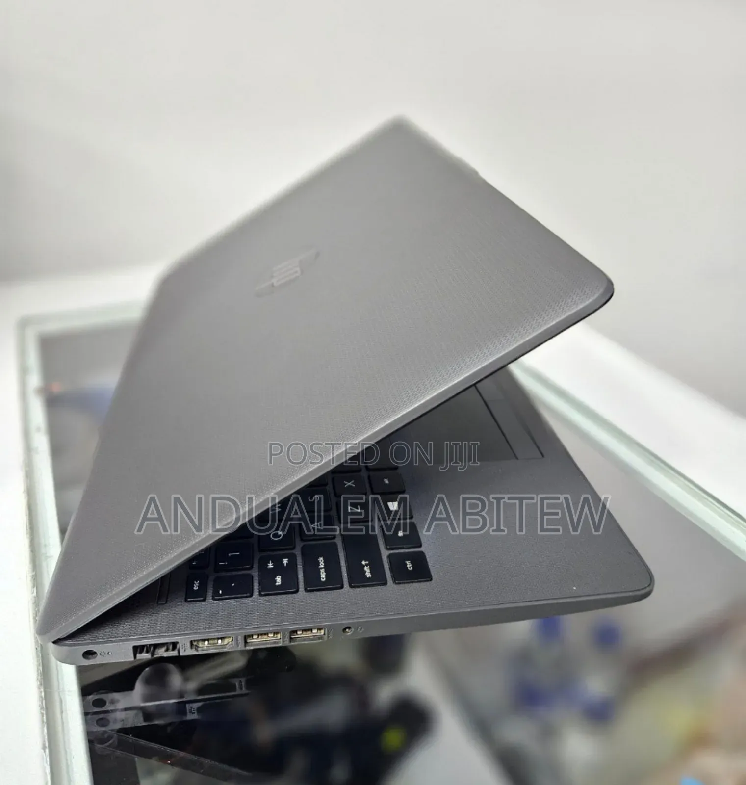 New Laptop HP Stream Notebook 4GB Intel Core I3 HDD+SSD 500GB