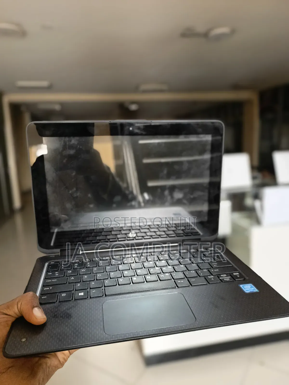 New Laptop Lenovo Yoga 11e 4GB Intel Pentium SSD 128GB