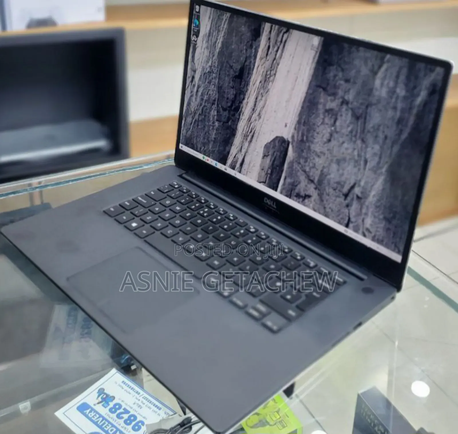 New Laptop Dell Precision 5540 16GB Intel Core I9 SSD 512GB