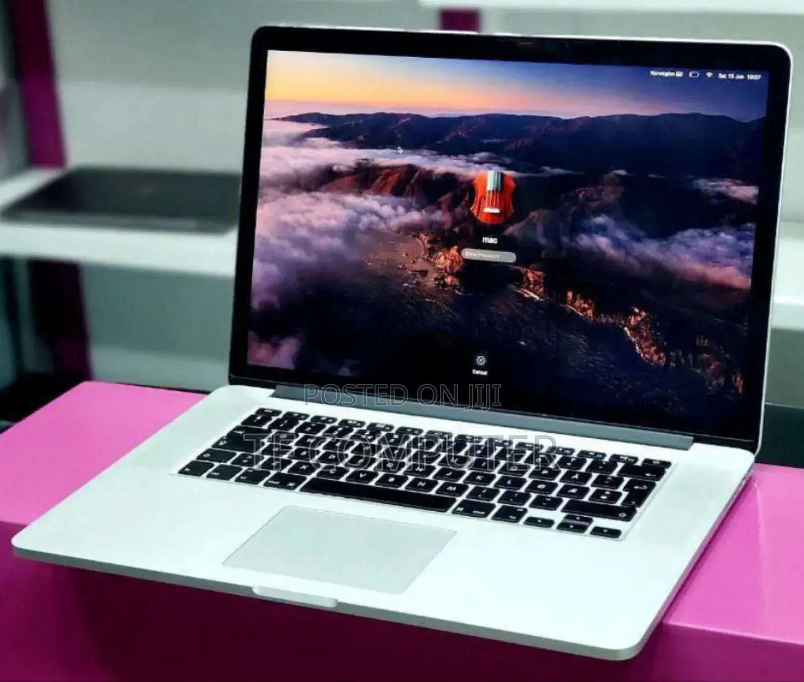 New Laptop Apple MacBook 2015 16GB Intel Core I7 SSD 256GB