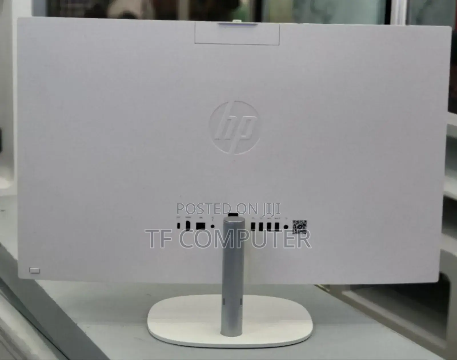 New Desktop Computer HP 200 G4 All-in-One 8GB Intel Core I7 SSD 512GB