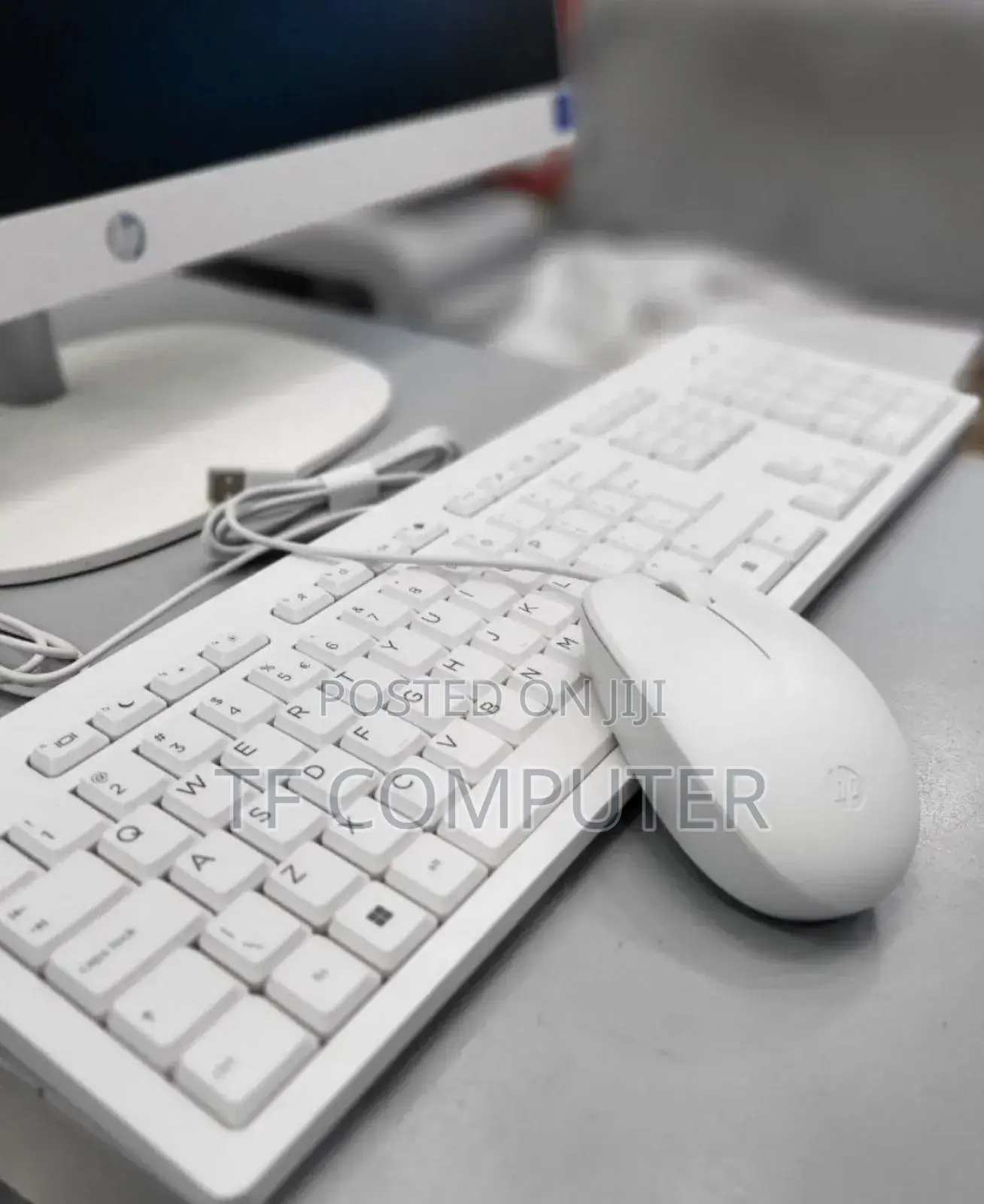 New Desktop Computer HP 200 G4 All-in-One 8GB Intel Core I7 SSD 512GB