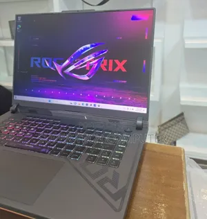 New Laptop Asus ROG Strix G15 16GB Intel Core I7 SSD 1T