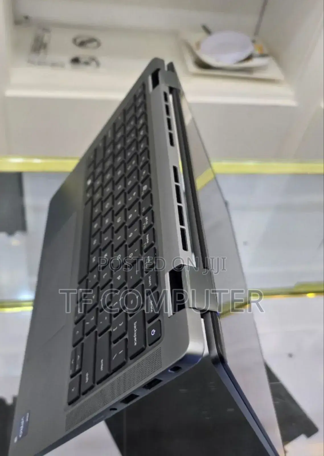 New Apple MacBook Pro 2023 M3 Max 16-Inch 18GB Intel Core I7 SSD 512GB