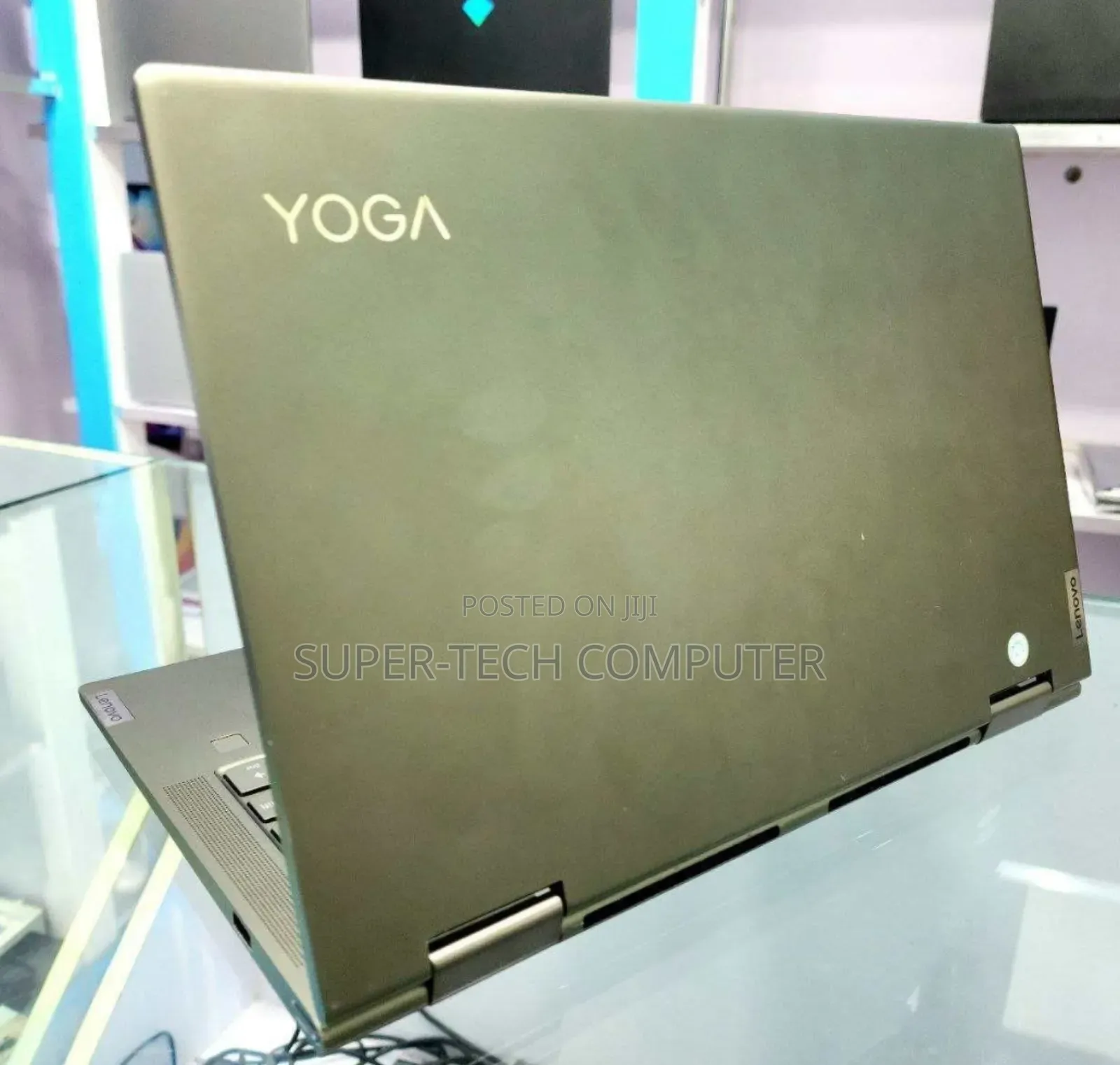 New Laptop Lenovo Yoga 700 12GB Intel Core I5 SSD 512GB