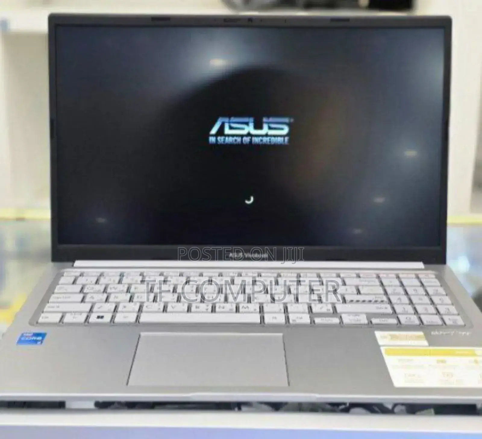 New Laptop Asus VivoBook 15 X505BA 8GB Intel Core I5 SSD 512GB