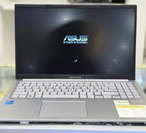 New Laptop Asus VivoBook 15 X505BA 8GB Intel Core I5 SSD 512GB