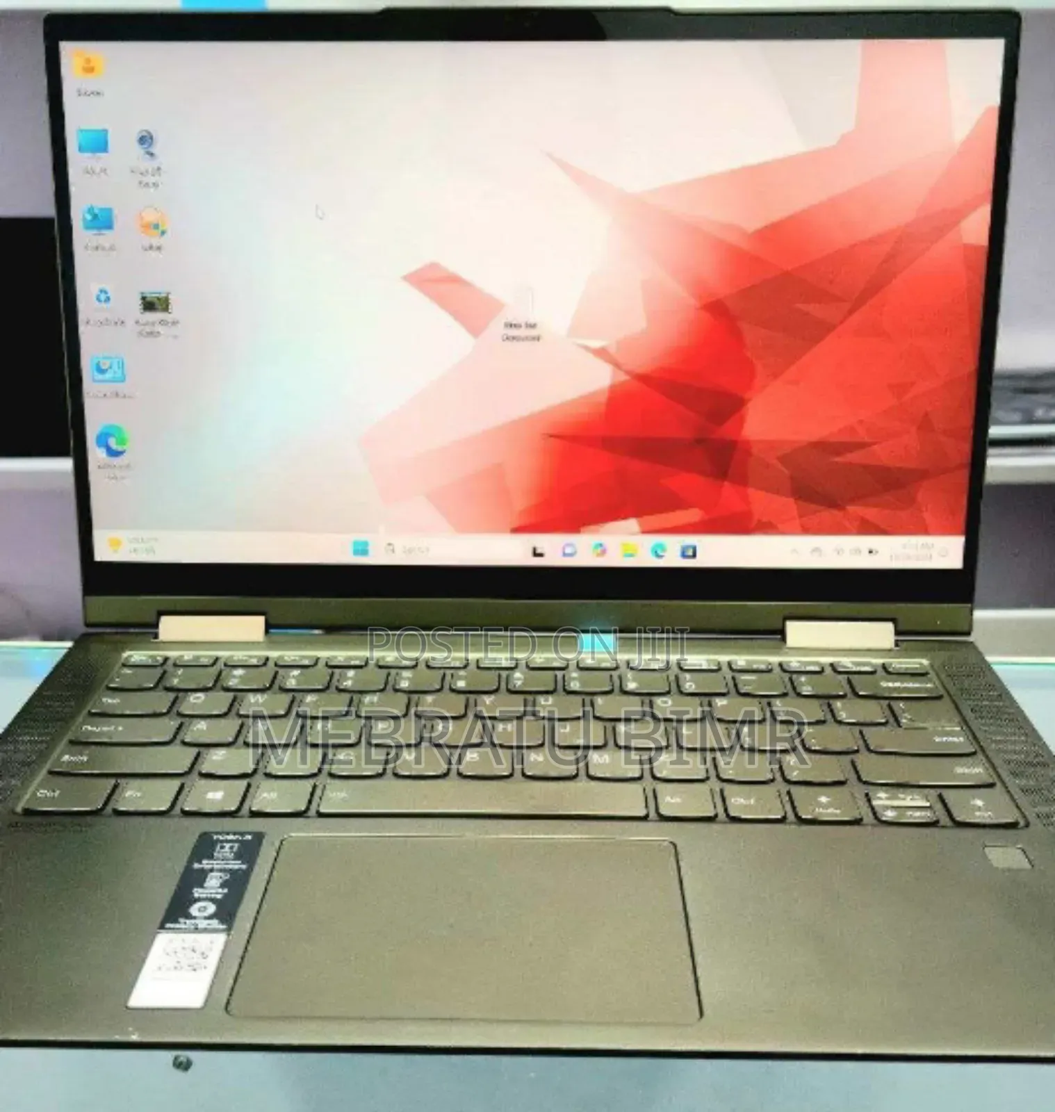 New Laptop Lenovo Yoga 710 12GB Intel Core I5 SSD 512GB