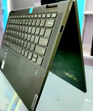 New Laptop Lenovo Yoga 710 12GB Intel Core I5 SSD 512GB