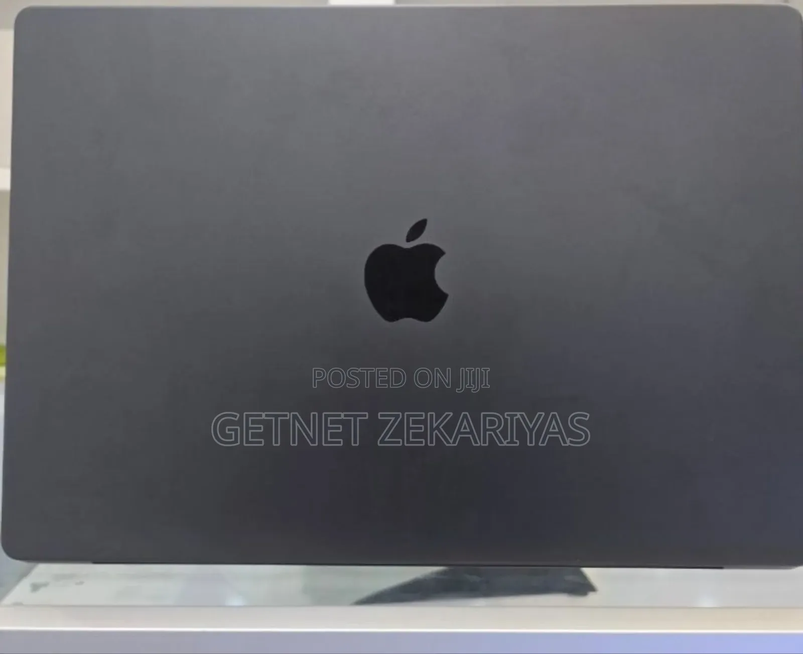 New Apple MacBook Pro 2023 M3 Max 14-Inch 18GB Apple M3 Pro SSD 512GB