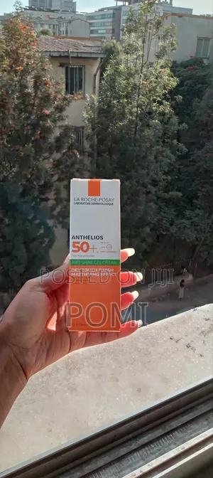Photo - LA Roche-Posay Sunscreen
