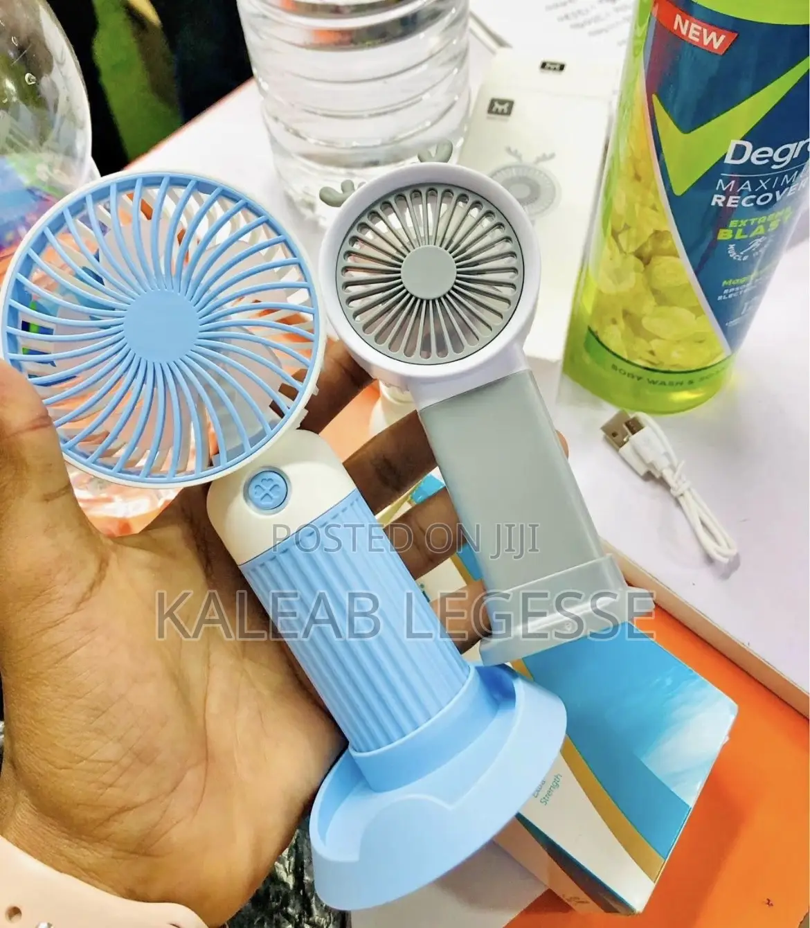  Portable Handheld Mini Fan