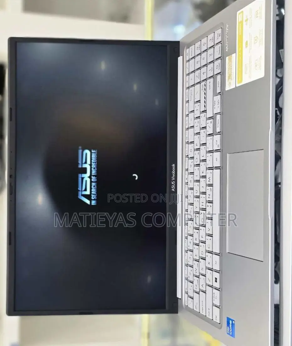 New Laptop Asus Vivobook 16 8GB Intel Core I5 SSD 512GB