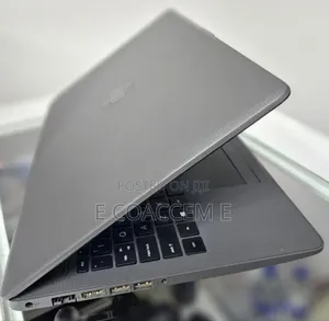 New Laptop HP 4GB Intel Core I3 SSD 500GB