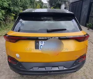 Bestune T77 1.2 FWD 2022 Orange