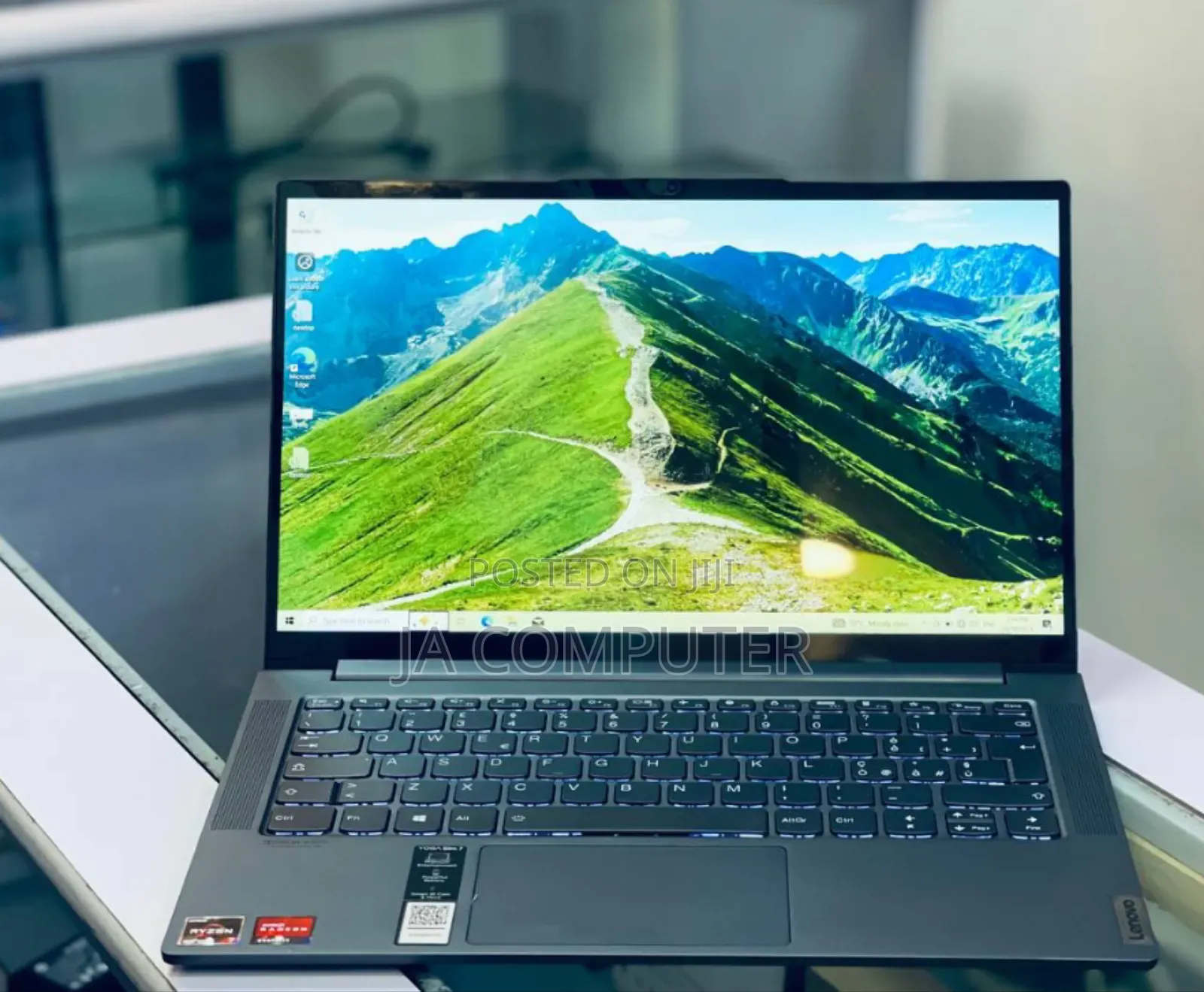 New Laptop Lenovo ThinkPad Yoga 16GB AMD Ryzen 7 SSD 1T