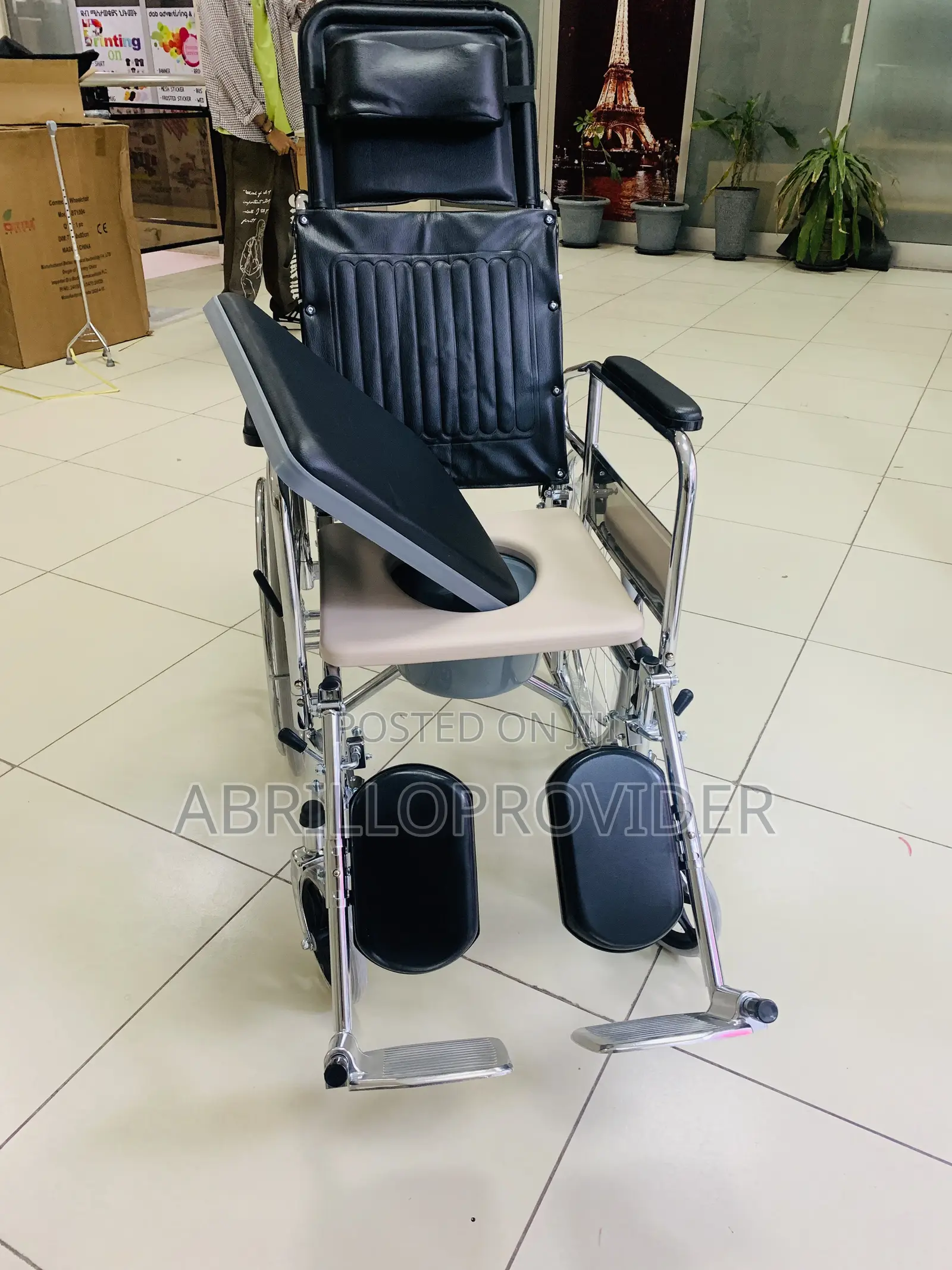 Wheelchair2/3;4wheelchair1%1:2wheelchair2/2toilet1wheelchair