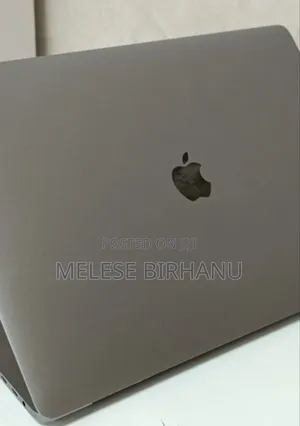 New Laptop Apple MacBook Pro 2015 16GB Intel Core I7 SSD 256GB