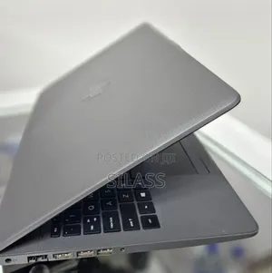 New Laptop HP 250 G7 4GB Intel Core I3 SSD 500GB