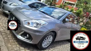 Photo - Suzuki Dzire 2021 Silver