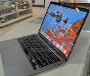 New Laptop Apple MacBook Pro 2020 16GB Intel Core I5 SSD 512GB