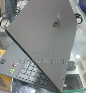 New Laptop HP Victus 15 16GB AMD Ryzen 7 SSD 1T