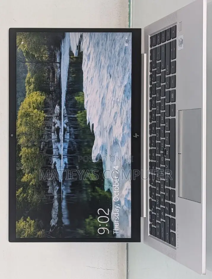 New Laptop HP EliteBook 830 16GB Intel Core I7 SSD 512GB
