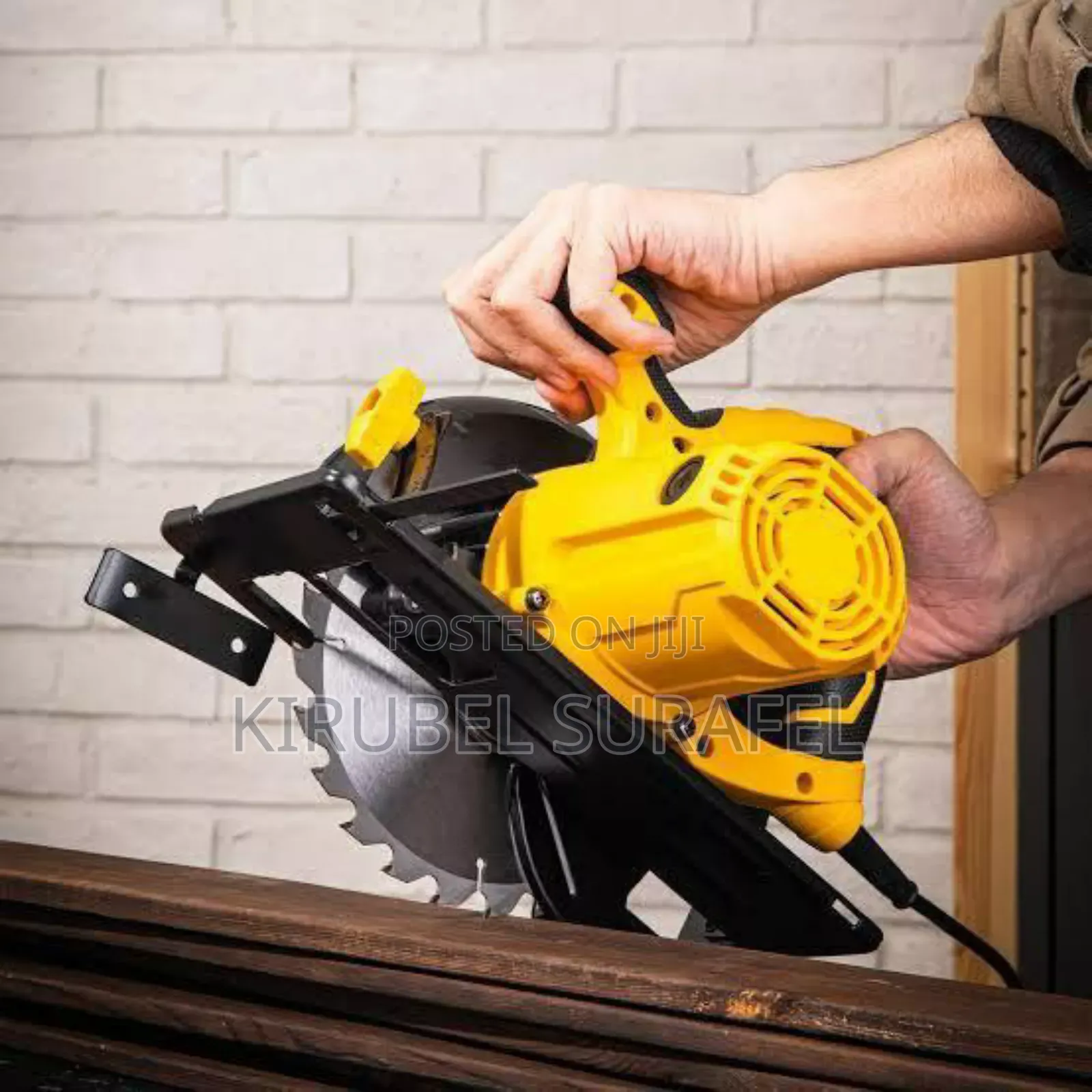 Iron Shark Circular Saw