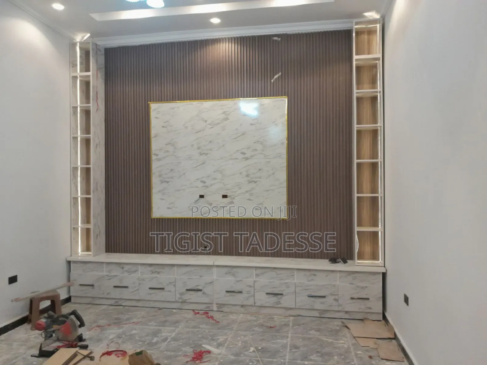 የግድግዳ Tv Stand ፅድት አድርገን እንደ ቤትዎ እንሠራለን