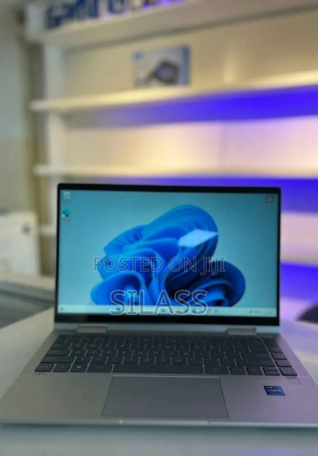 New Laptop HP Envy X360 8GB Intel Core I7 SSD 1T