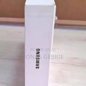 New Laptop Samsung 4GB SSD 60GB