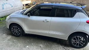 New Suzuki Swift 2022 White