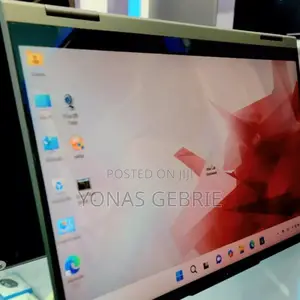 Photo - New Laptop Lenovo ThinkPad Yoga 12GB Intel Core I5 SSD 512GB