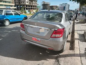 Suzuki Dzire 2022 Silver