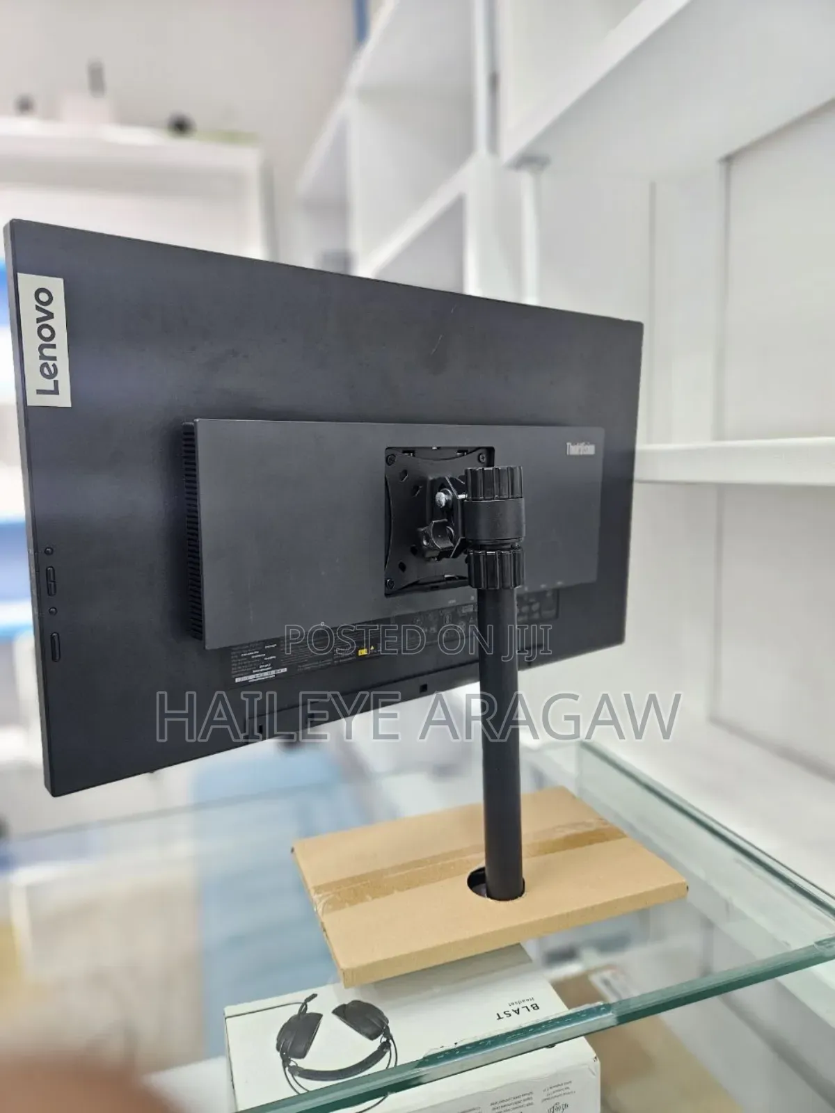 Lenovo Thinkvision Monitor