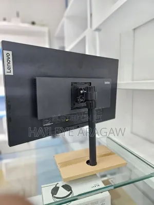 Lenovo Thinkvision Monitor