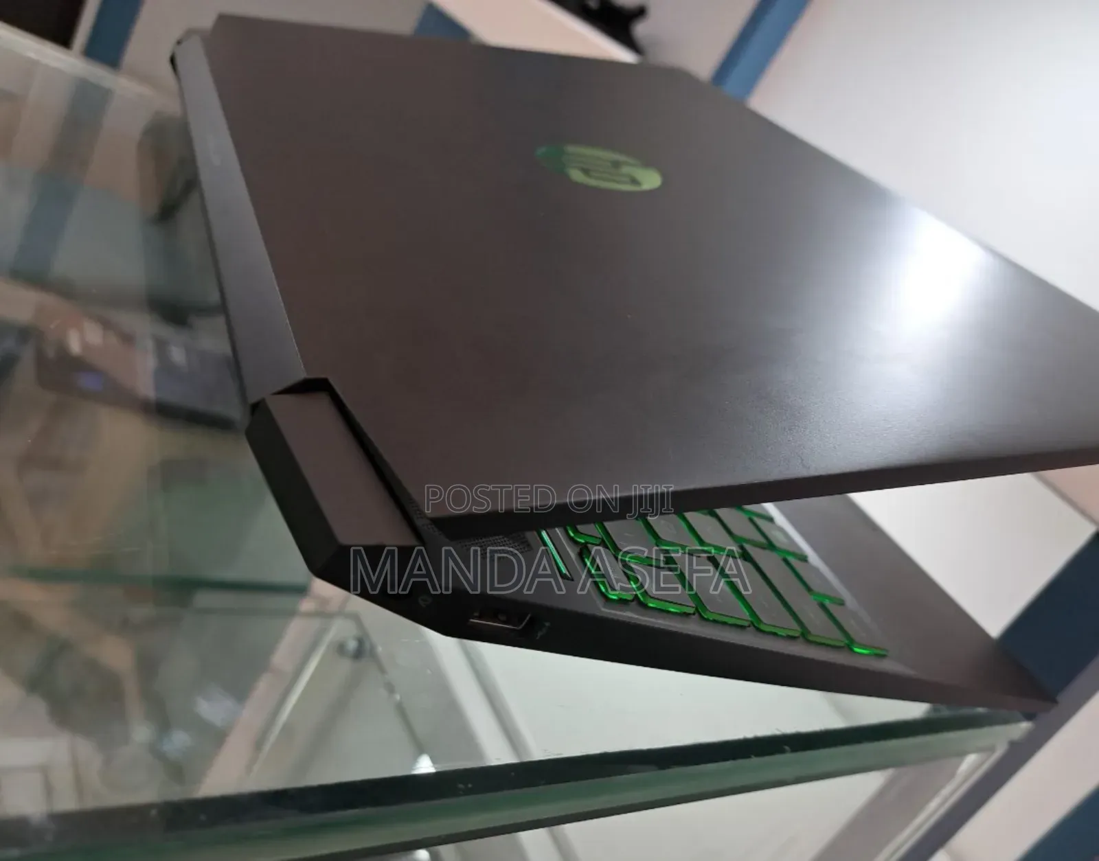 New Laptop HP Pavilion 15 8GB AMD Ryzen 5 SSD 512GB