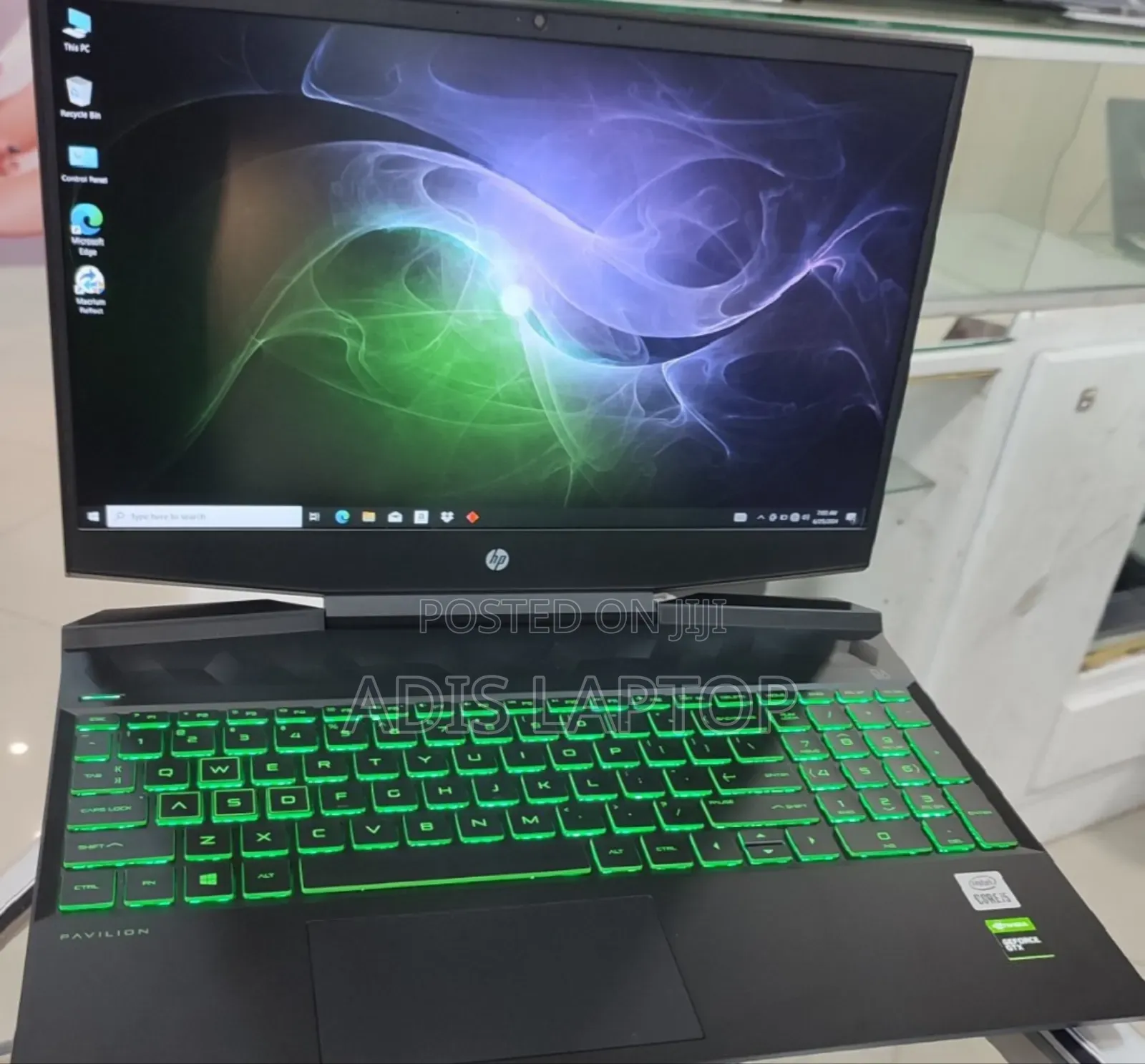 New HP Pavilion Gaming Laptop 15-Dk2xxx 8GB Intel Core I5 SSD 512GB