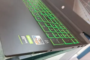 New Laptop HP 8GB AMD Ryzen 5 SSD 512GB